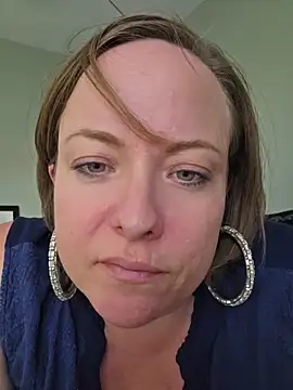 julimonroe's Webcam Show
