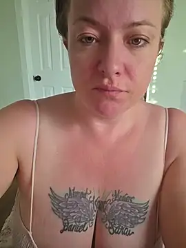 julimonroe's Webcam Show