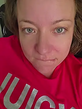 julimonroe's Webcam Show