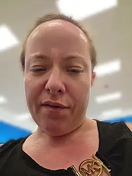 julimonroe's Webcam Show
