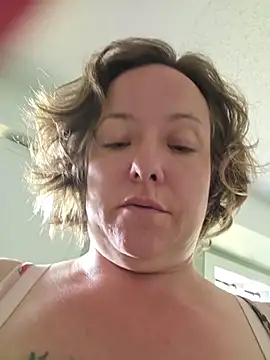 julimonroe Show in webcam