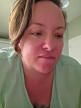 julimonroe's Webcam Show