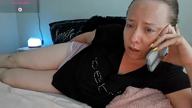 julimonroe 网络视讯表演