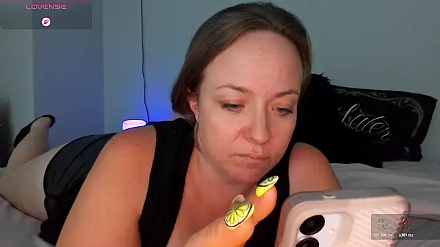 julimonroe Webcamshow