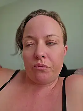 julimonroe Webcam show