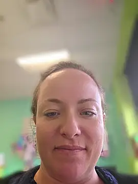 julimonroe's Webcam Show