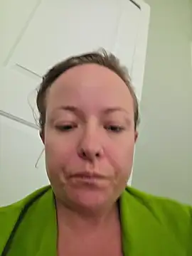 julimonroe's Webcam Show