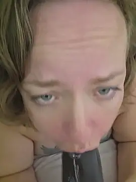julimonroe Pertunjukan Webcam