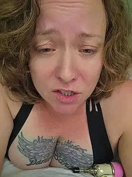 julimonroe's Webcam Show