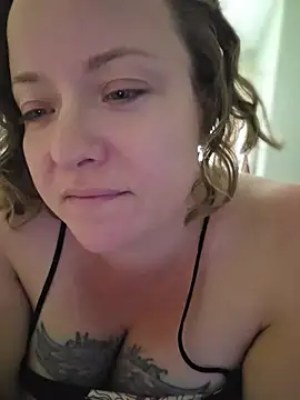 julimonroe's Webcam Show