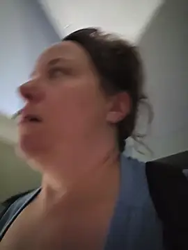 julimonroe Pertunjukan Webcam