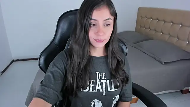 Chatroom XXX en direct de EmmaGrace1999