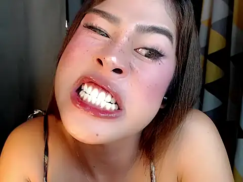 Princessaprilxxx 网络视讯表演