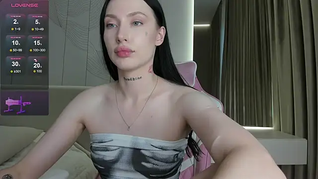 Chatroom XXX en direct de JenniferQueen11
