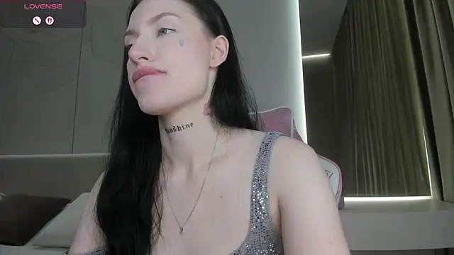 JenniferQueen11 Live XXX-Chat