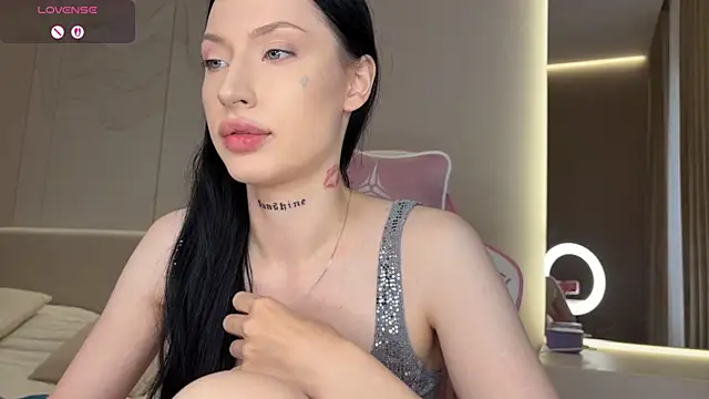 دردشة JenniferQueen11 الجنسية المباشرة