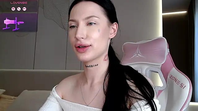 Czat XXX na żywo – JenniferQueen11