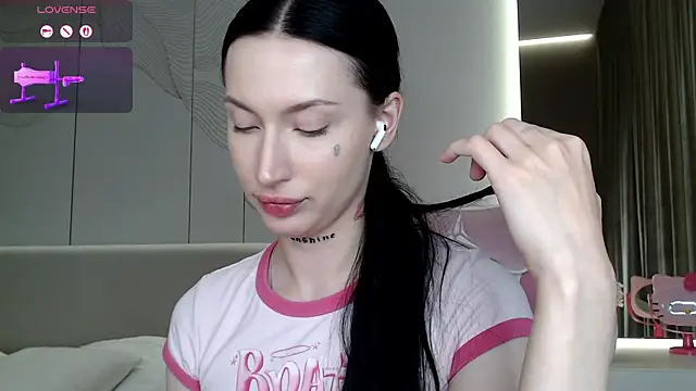 Chatroom XXX en direct de JenniferQueen11