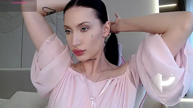 Chatroom XXX en direct de JenniferQueen11