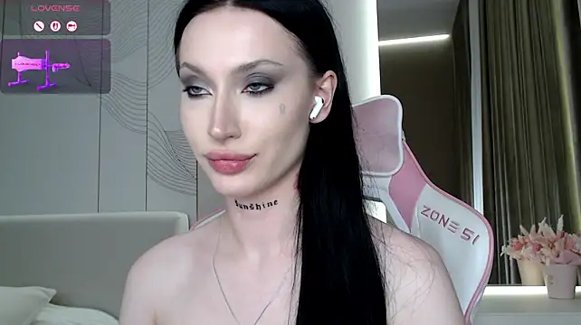 JenniferQueen11 élő XXX-chatje