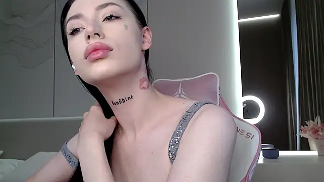 JenniferQueen11   – Live XXX-chat