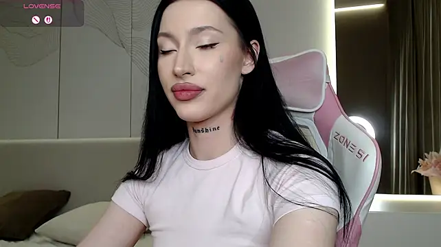 Chat +18 de JenniferQueen11 ao vivo