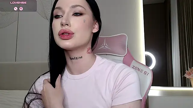 Chat +18 de JenniferQueen11 ao vivo