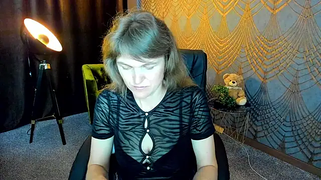 Anabell_xxx 网络视讯表演