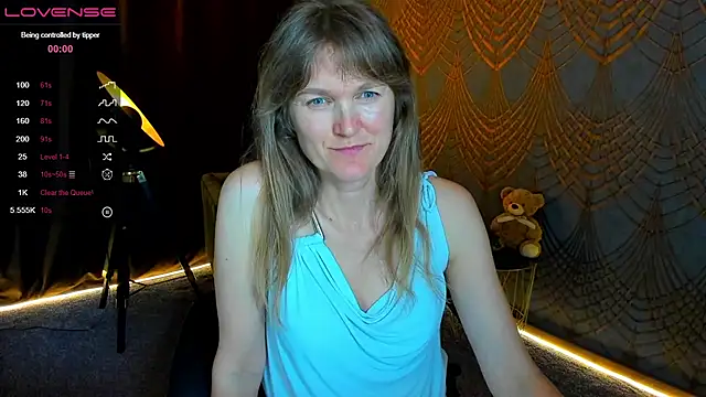 Chat +18 de Anabell_xxx ao vivo