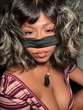 nenalayla Live XXX-Chat