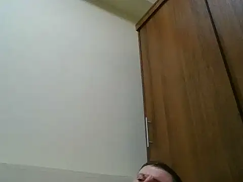 Alebeni webkamerás műsora