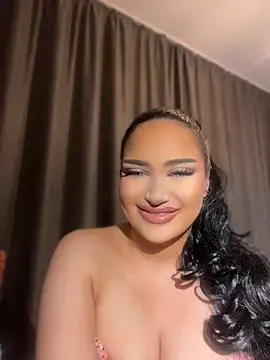 EmiliaPetrova Chat XXX live