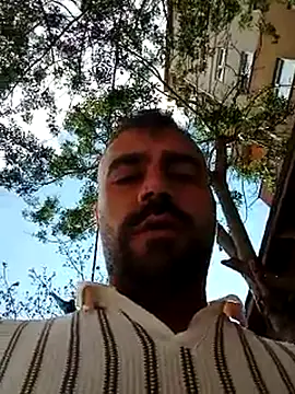 kevgir08 Show in webcam