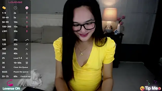 AsianSweetHeartxX Show in webcam
