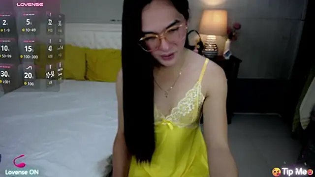AsianSweetHeartxX Webcam show