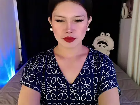 Naughty_Angelica69xxx's Webcam Show