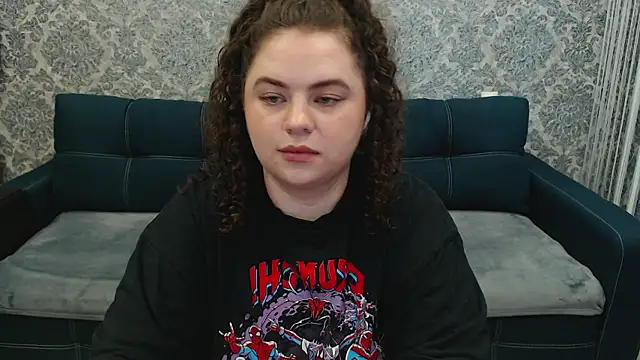 LunaRoub's Live XXX Chat
