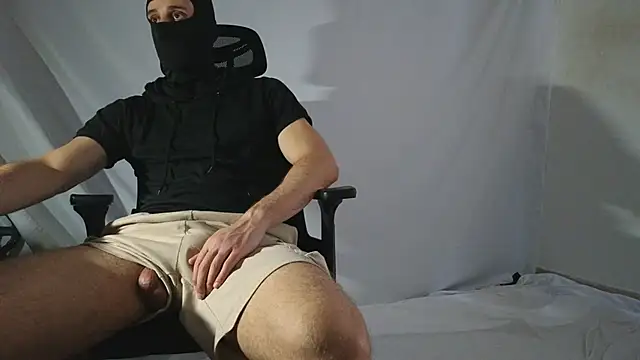HawkedScald Show in webcam