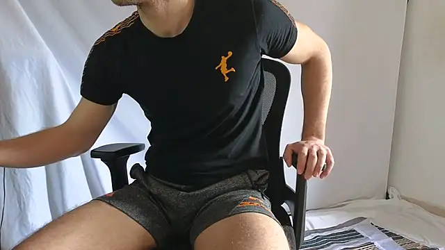 HawkedScald: διαδικτυακό σόου στην κάμερα