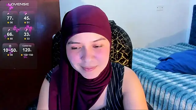 Živý XXX chat MatchedEyebrow
