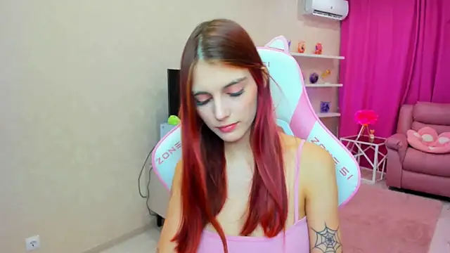 RedLipse live XXX chat