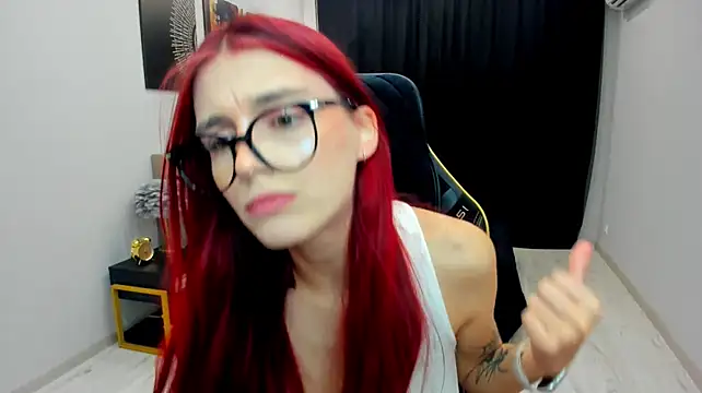 RedLipse Show in webcam