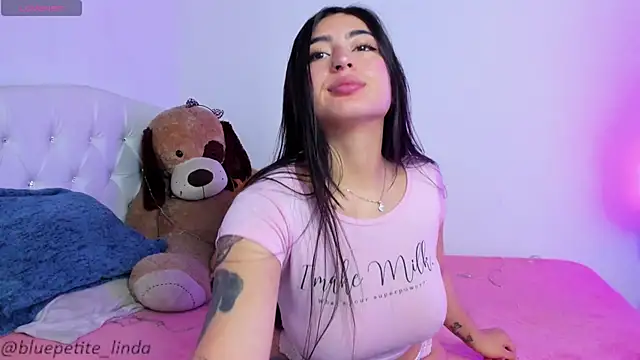 Blue_Petite 现场XXX聊天