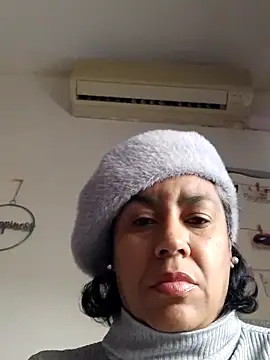 غرفة دردشة Molly_newman6 المباشرة