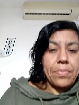 Molly_newman6 live-chat rom