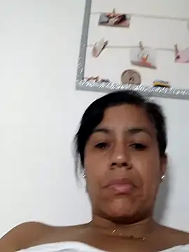 Molly_newman6 Adlı Modelin Canlı Sohbet Odası