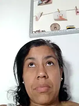 Chat XXX en directo de Molly_newman6