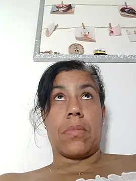 Molly_newman6's Live XXX Chat
