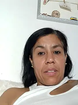 Czat XXX na żywo – Molly_newman6