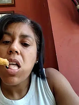 Chat XXX en directo de Molly_newman6